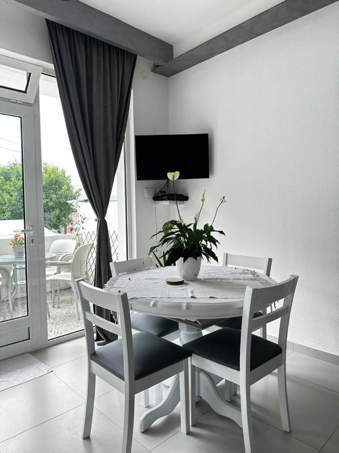 Apartments Boka Pearl Kotor Exterior photo