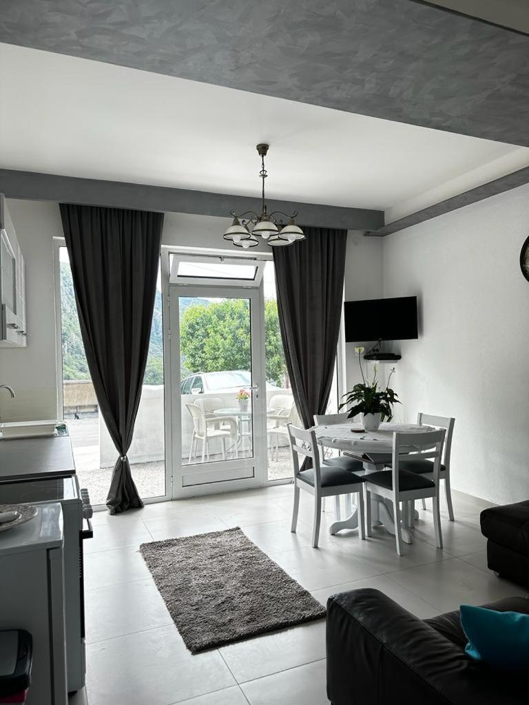 Apartments Boka Pearl Kotor Exterior photo