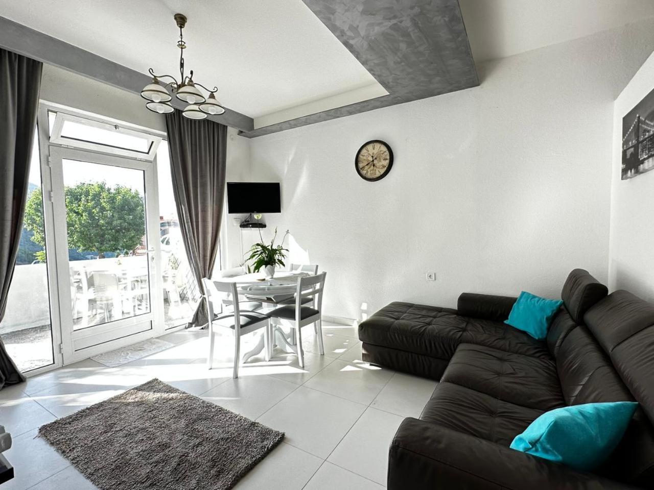 Apartments Boka Pearl Kotor Exterior photo